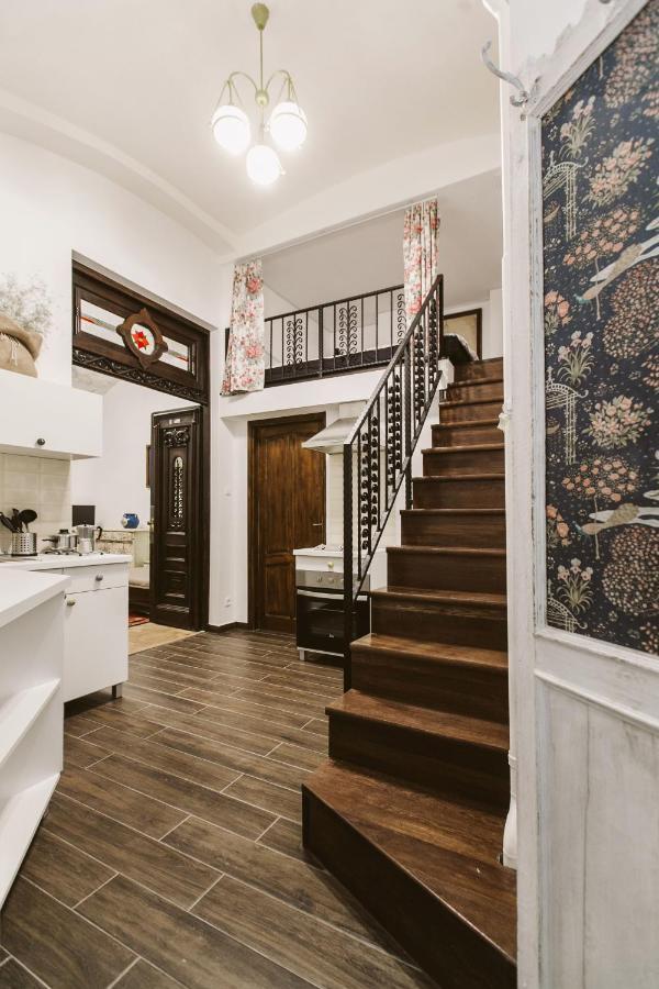 Apartament The Chapel - History, Tradition, Luxury